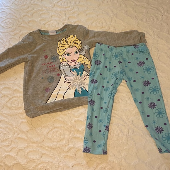 Disney Other - Disney Frozen Outfit